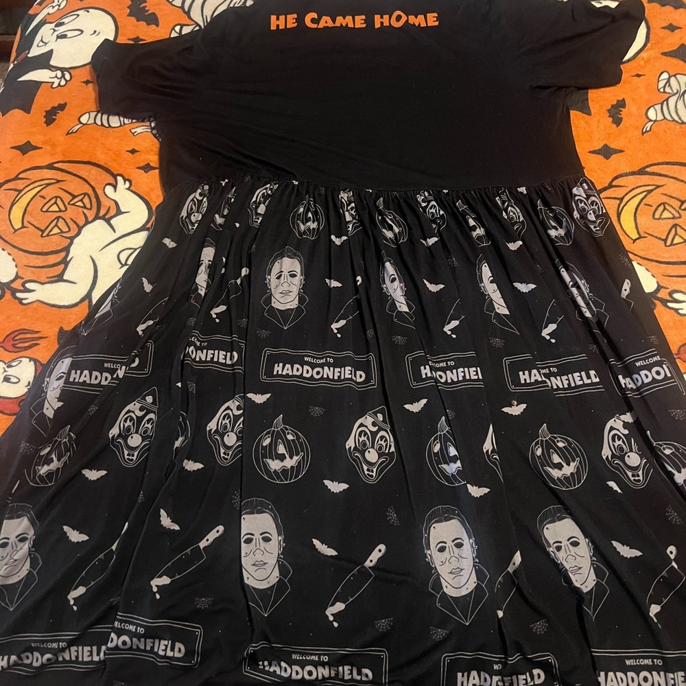 Dead cats club Halloween dress